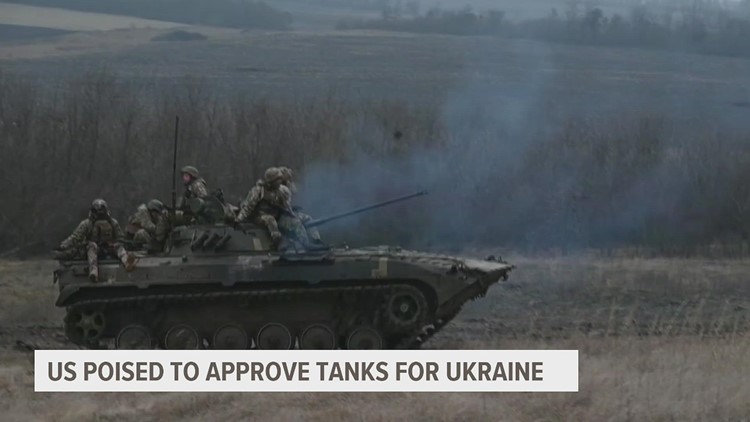 U.S. poised to approve sending tanks to Ukraine