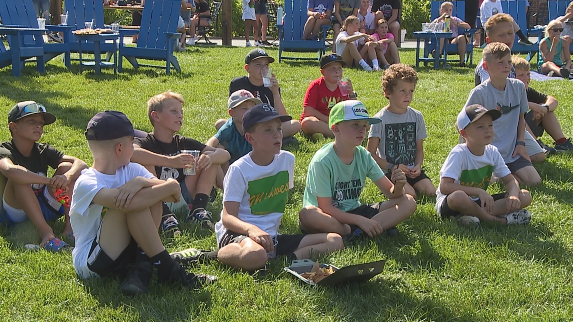 QC kids watch Southeast Little League at LLWS in watch parties wqad