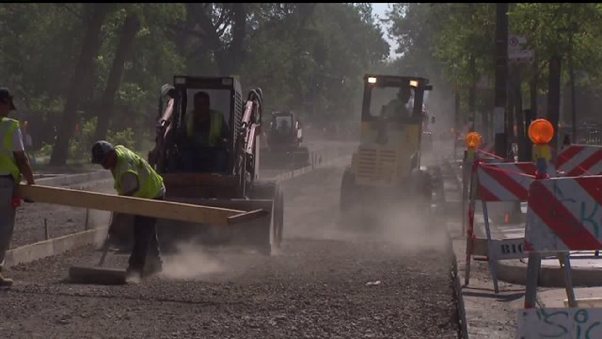 Lack of budget threatens Illinois road construction