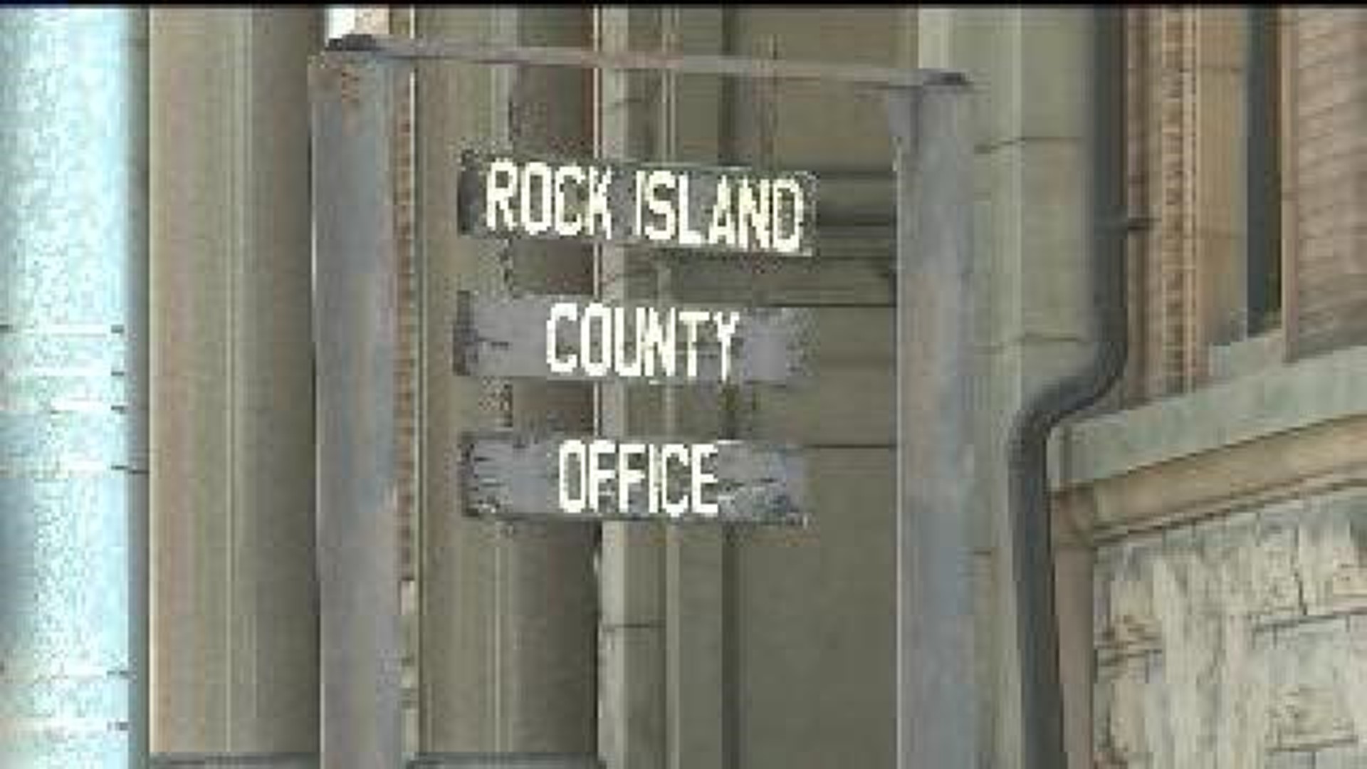 Rock Island County employee exchanges comp time for pay