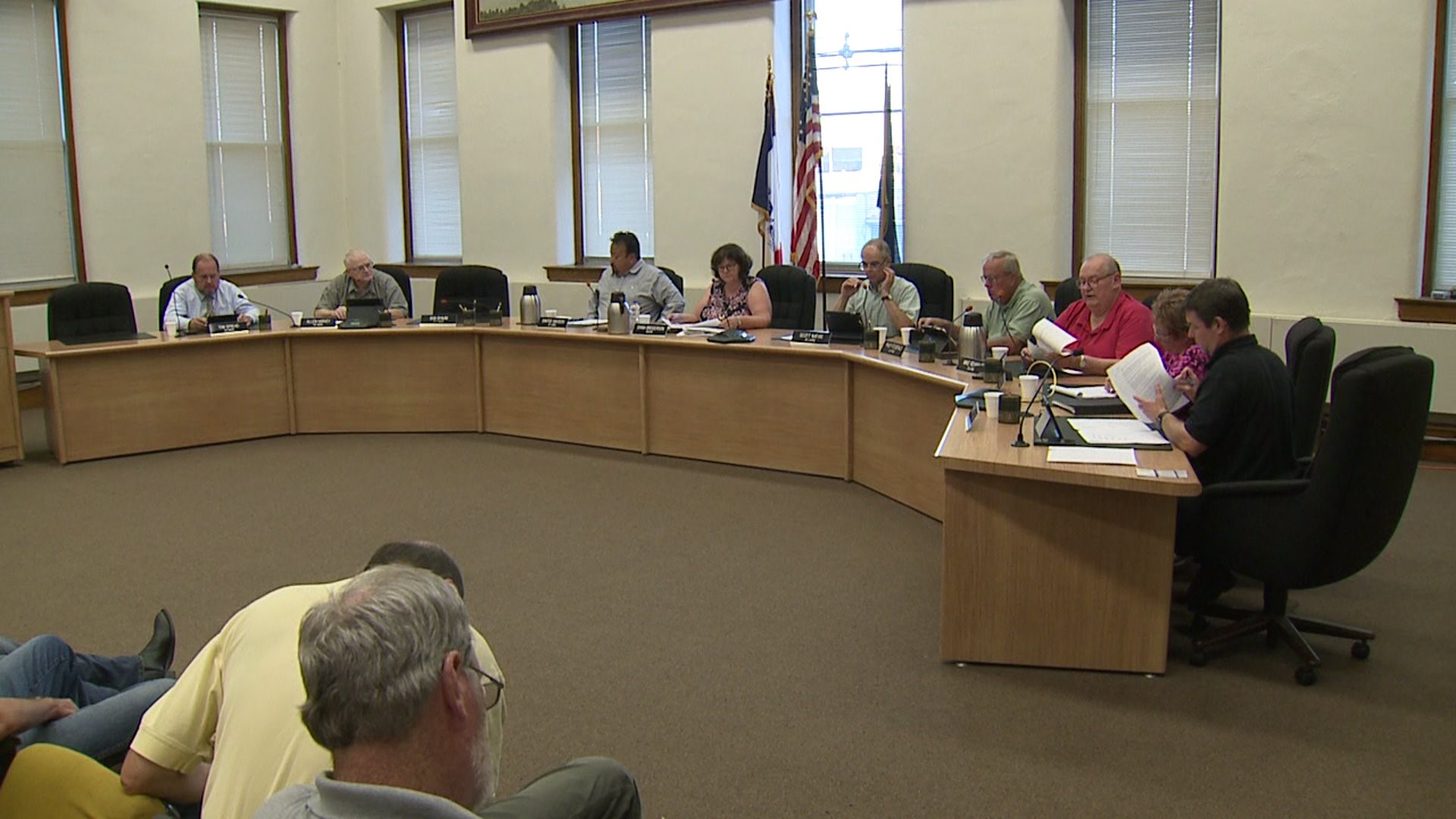 Mayor first council meeting since being reinstated