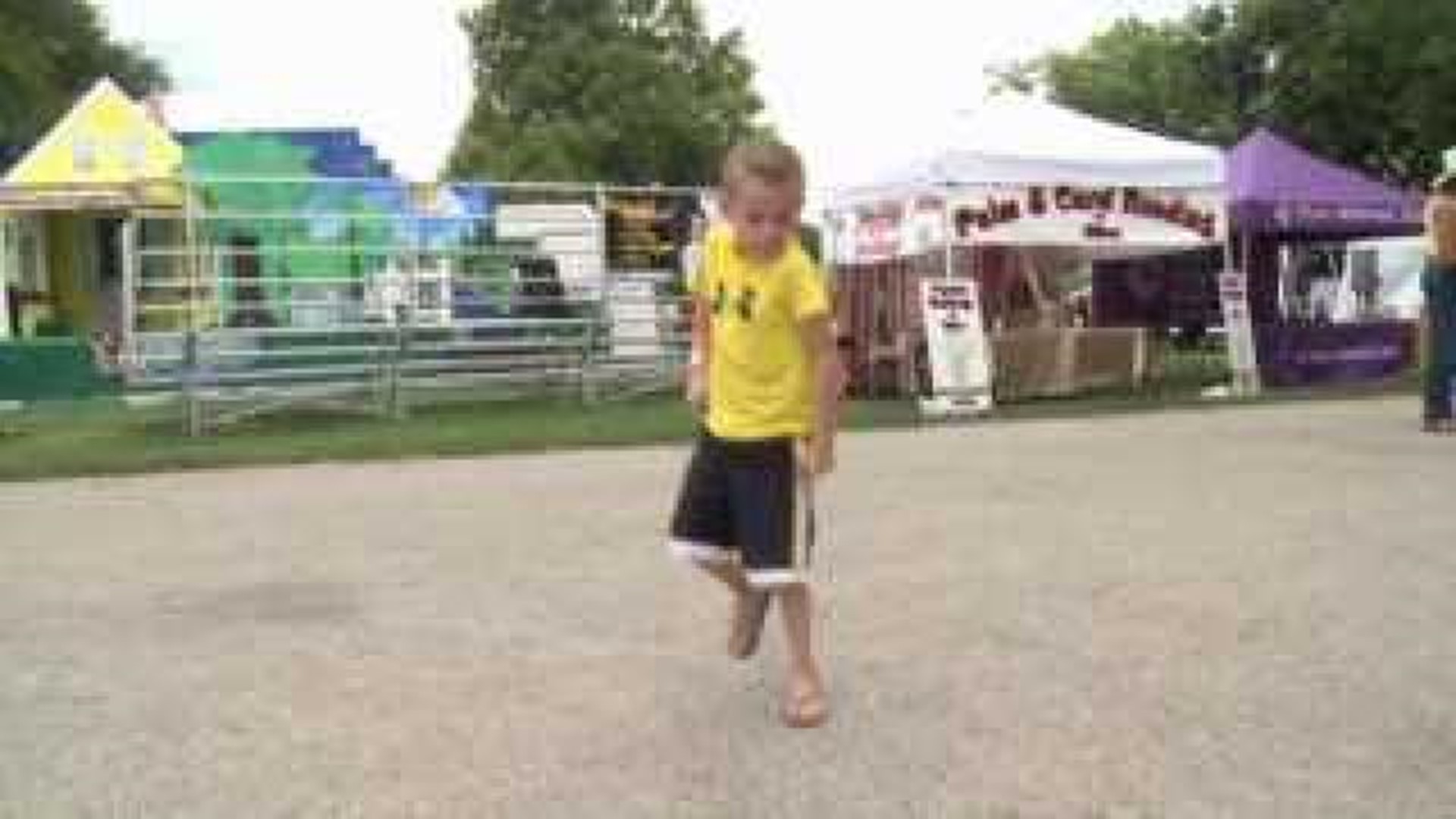 Viral Video: Little boy busts a move at the Mississipip Valley Fair