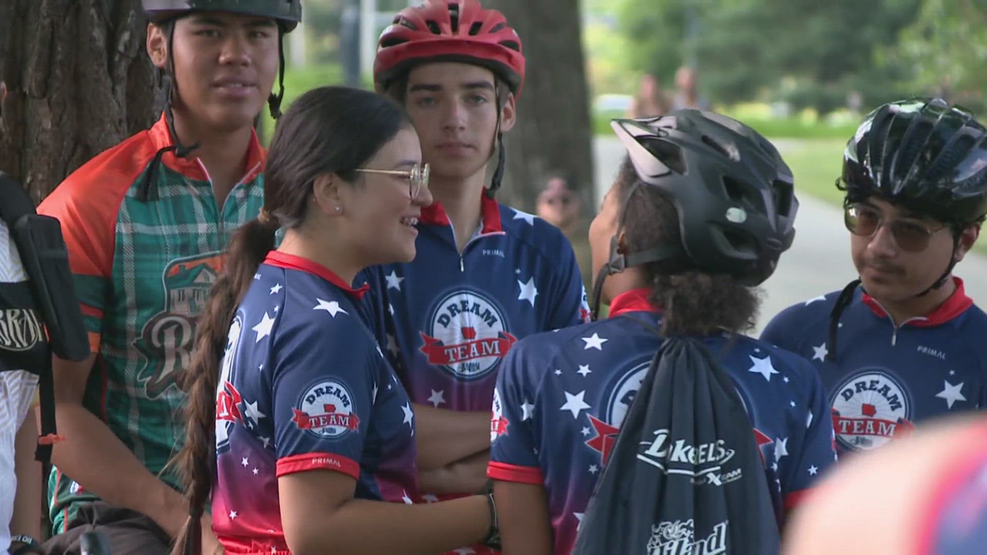 The team is part of the Dream Team Des Moines, which takes in disadvantaged teens and teaches them lessons through bicycle riding.