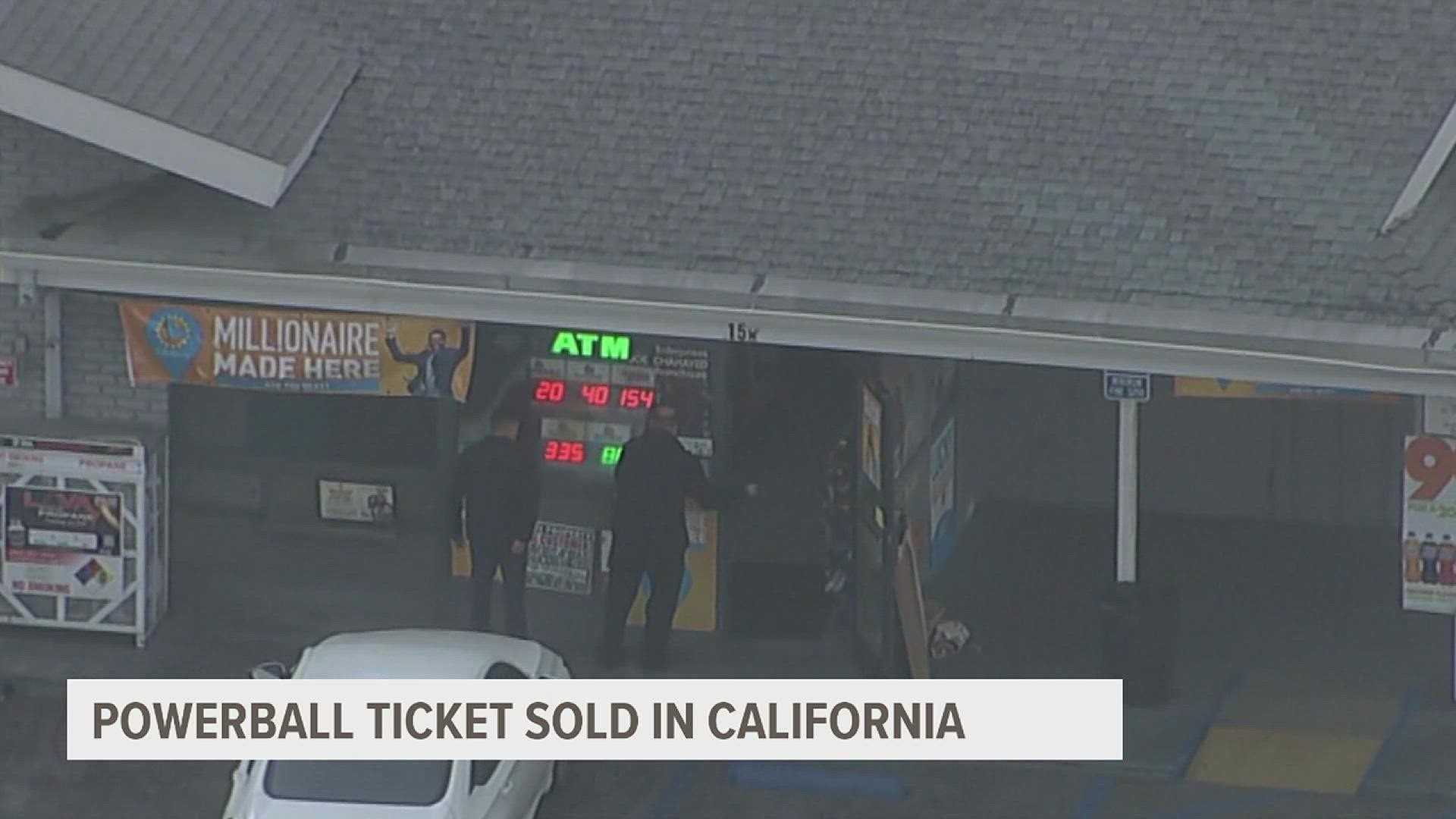 Powerball drawing delayed, has $1.9B jackpot