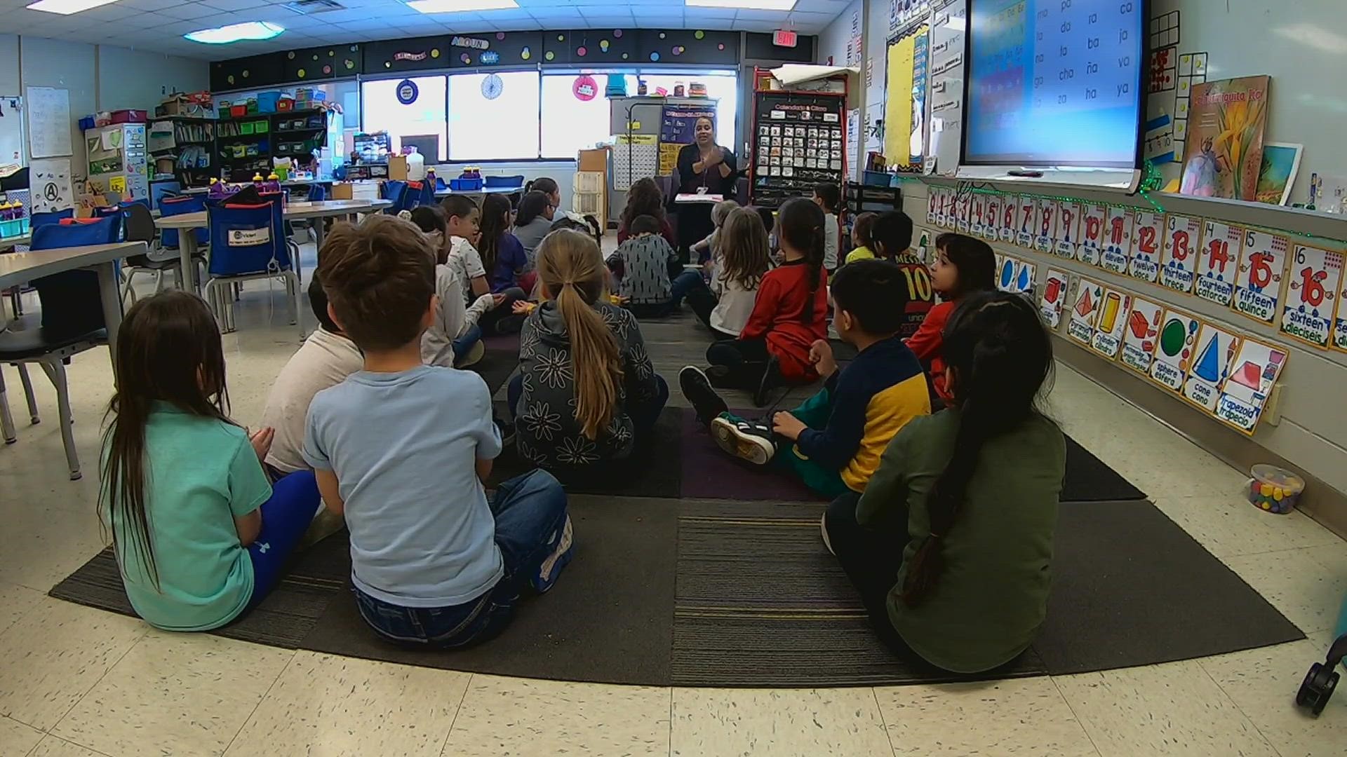 The bilingual schooling program in Muscatine is looking to match the success that other bilingual school programs across the country have found.