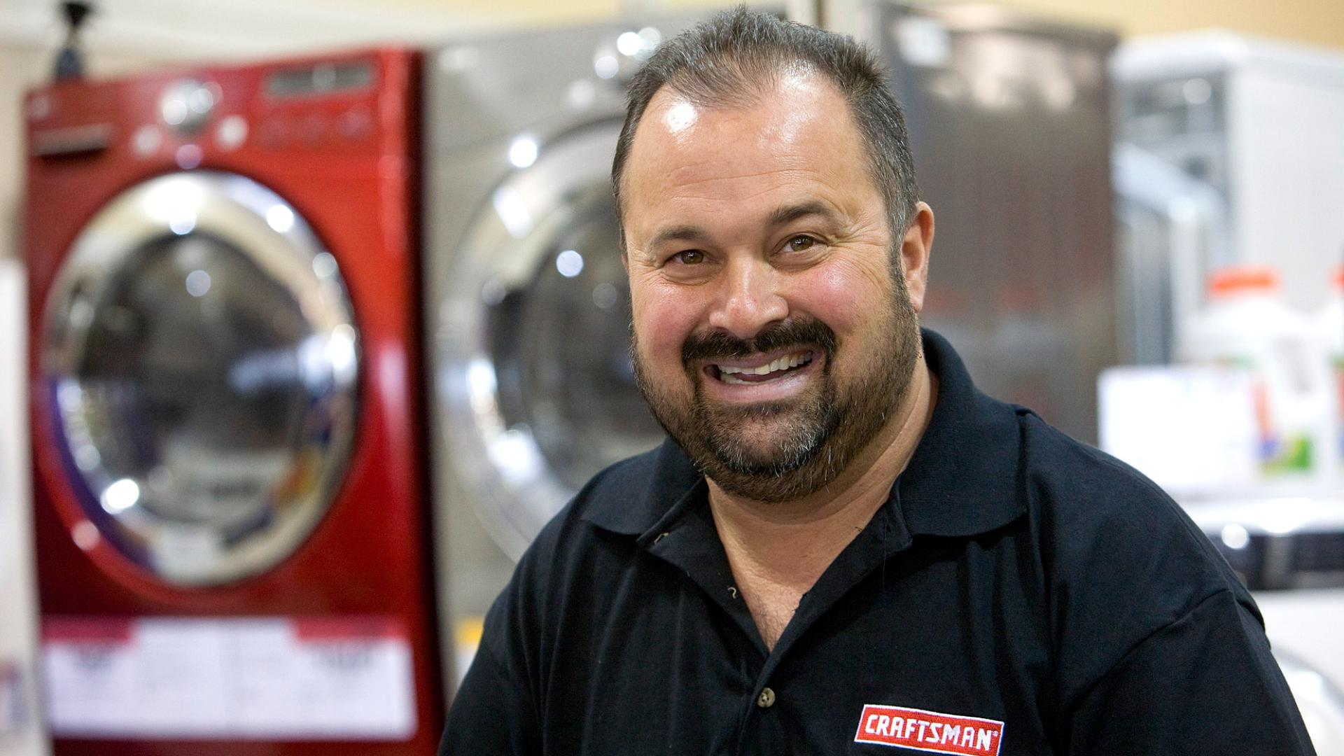 Frank Fritz, long-time co-host of the popular Quad-Cities-based History Channel show "American Pickers," has died at 60.