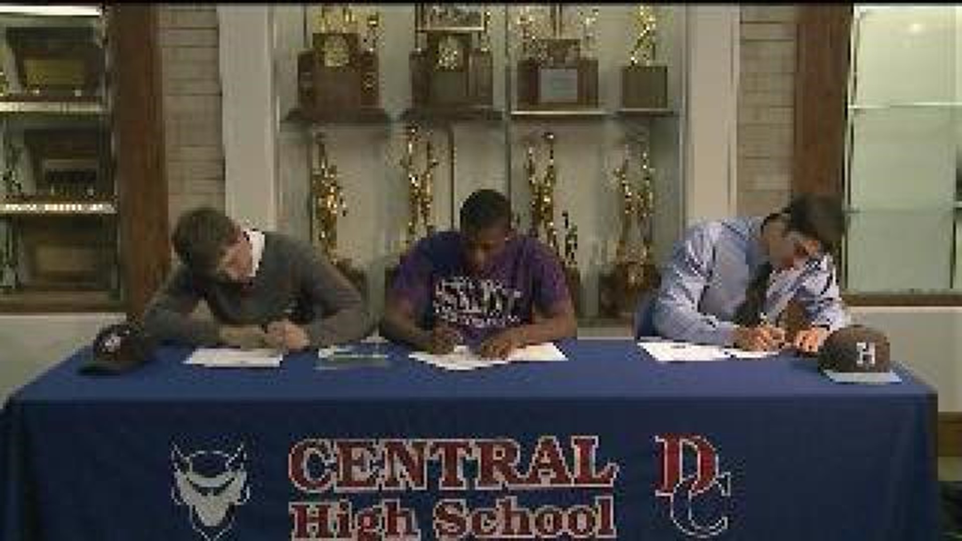 Davenport Central athletes sign college letters of intent