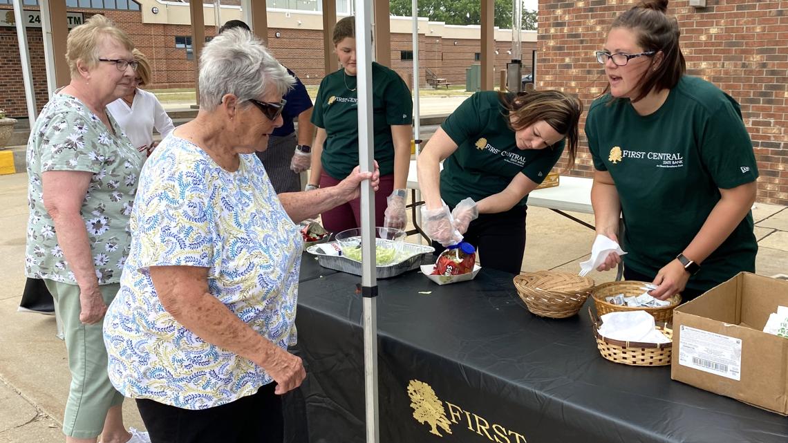 FCS Bank holding a fundraiser for the DeWitt Police Foundation - Vimarsana News