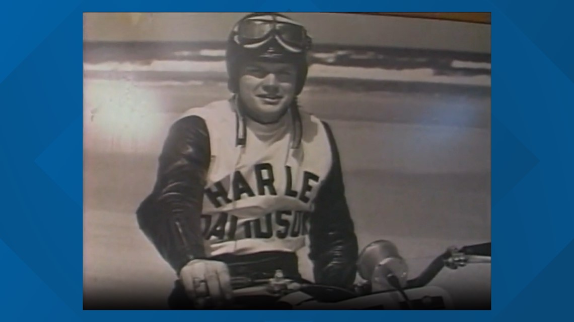 Motorcycle racer, Kewanee legend Roger Reiman's funeral