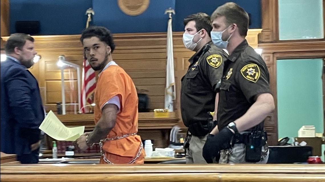 Trial delayed for man accused of killing Knox County deputy | wqad.com