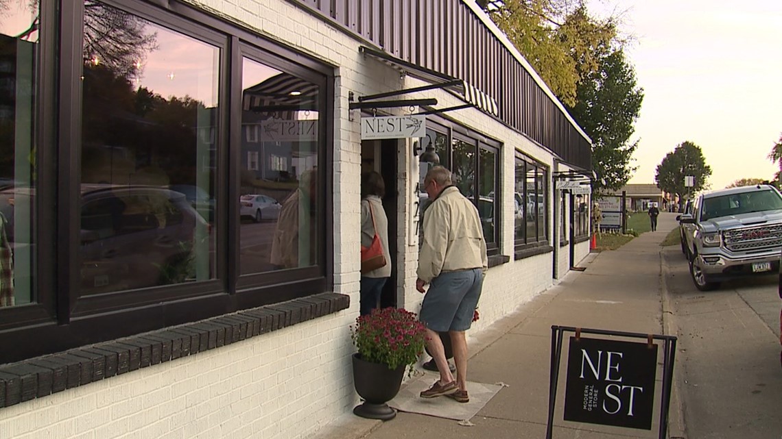 4 new businesses open in remodeled LeClaire building | wqad.com