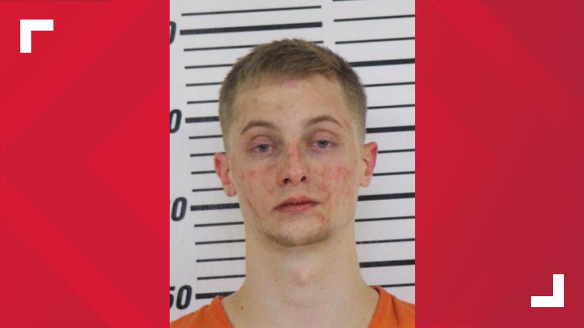 Drunken man runs over, kills girlfriend with truck after fight - Vimarsana News