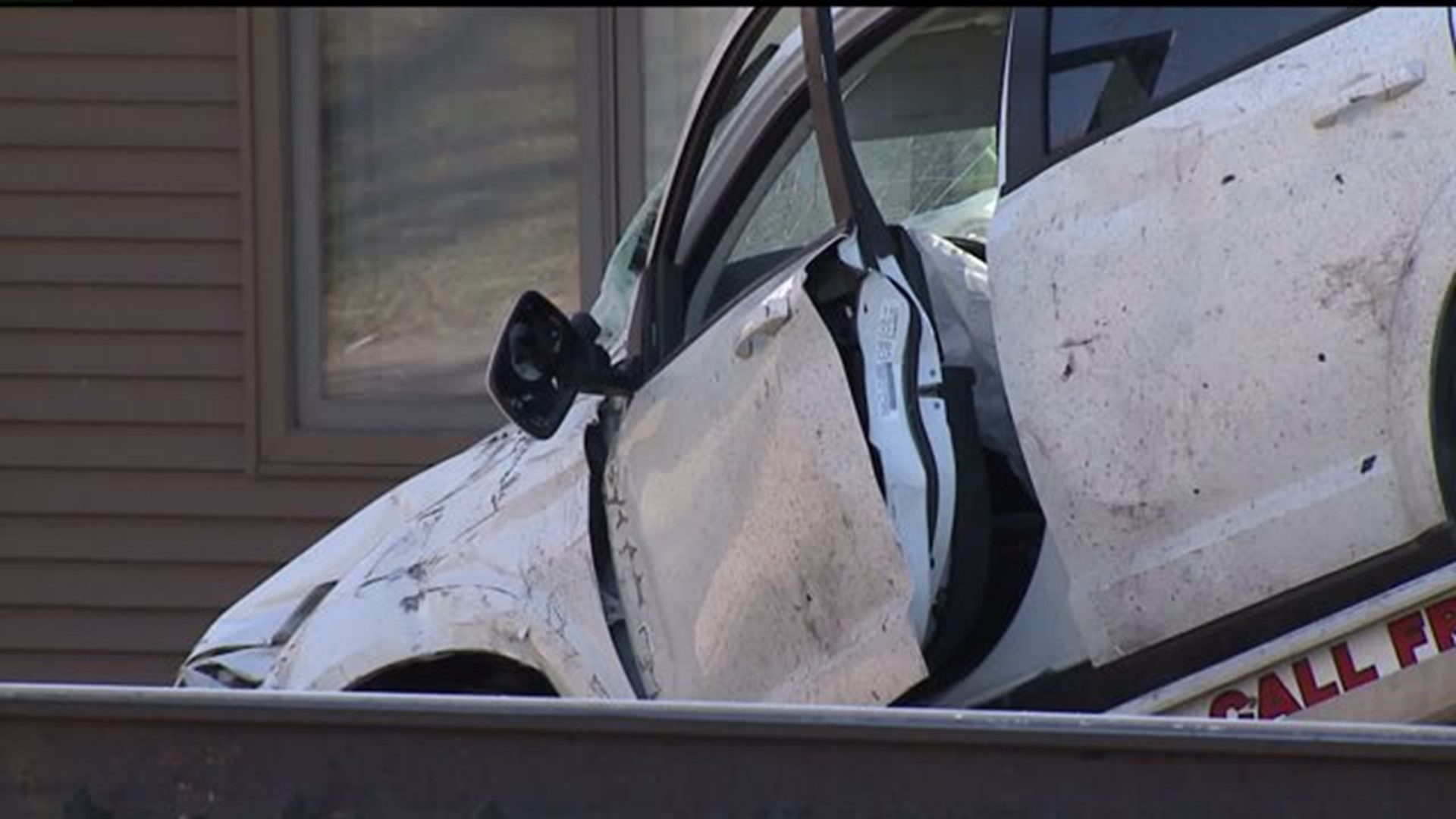 UPDATE: Vehicle and train crash Princeton, Iowa