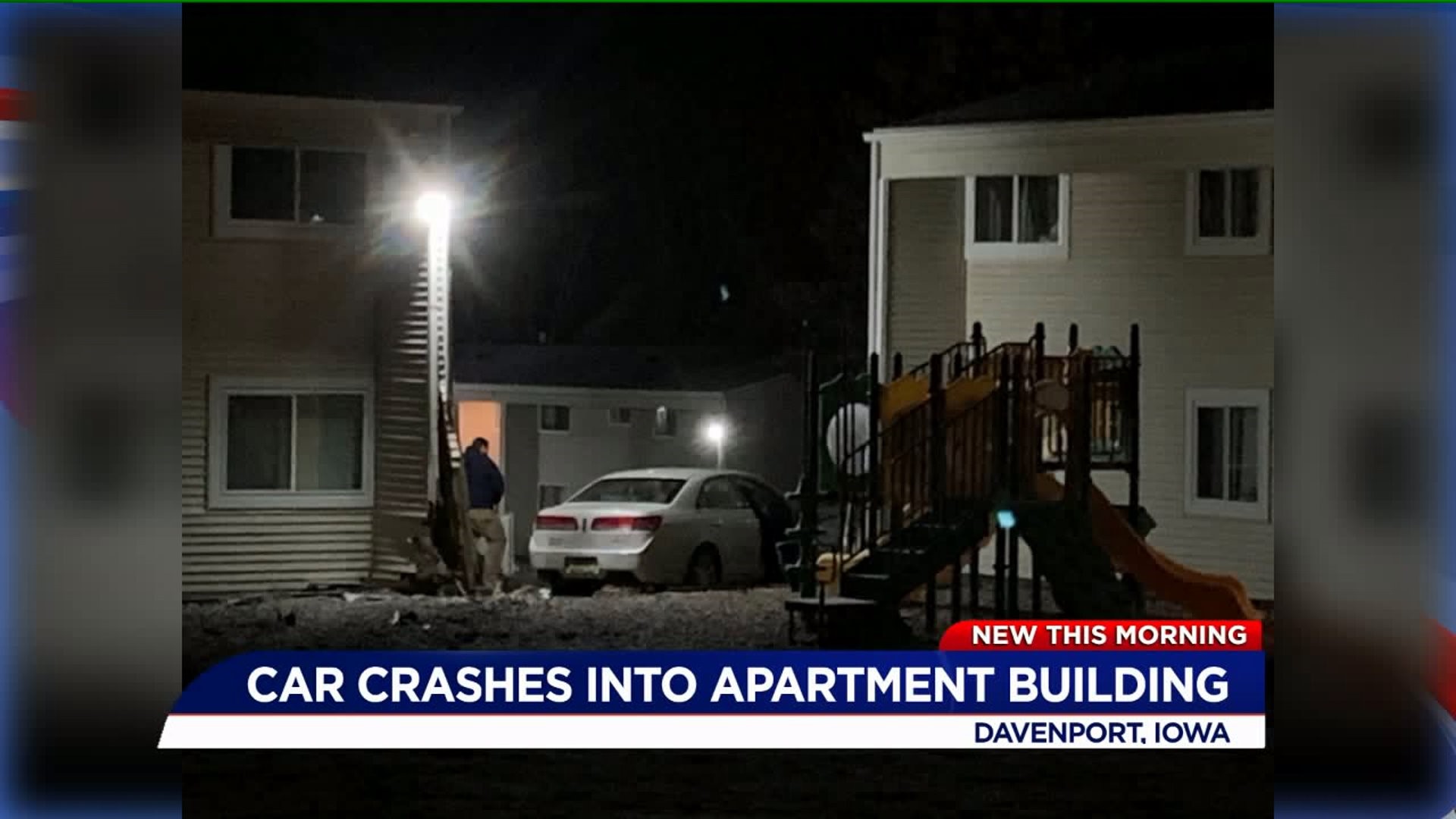 Car hits an apartment complex in Northwest Davenport
