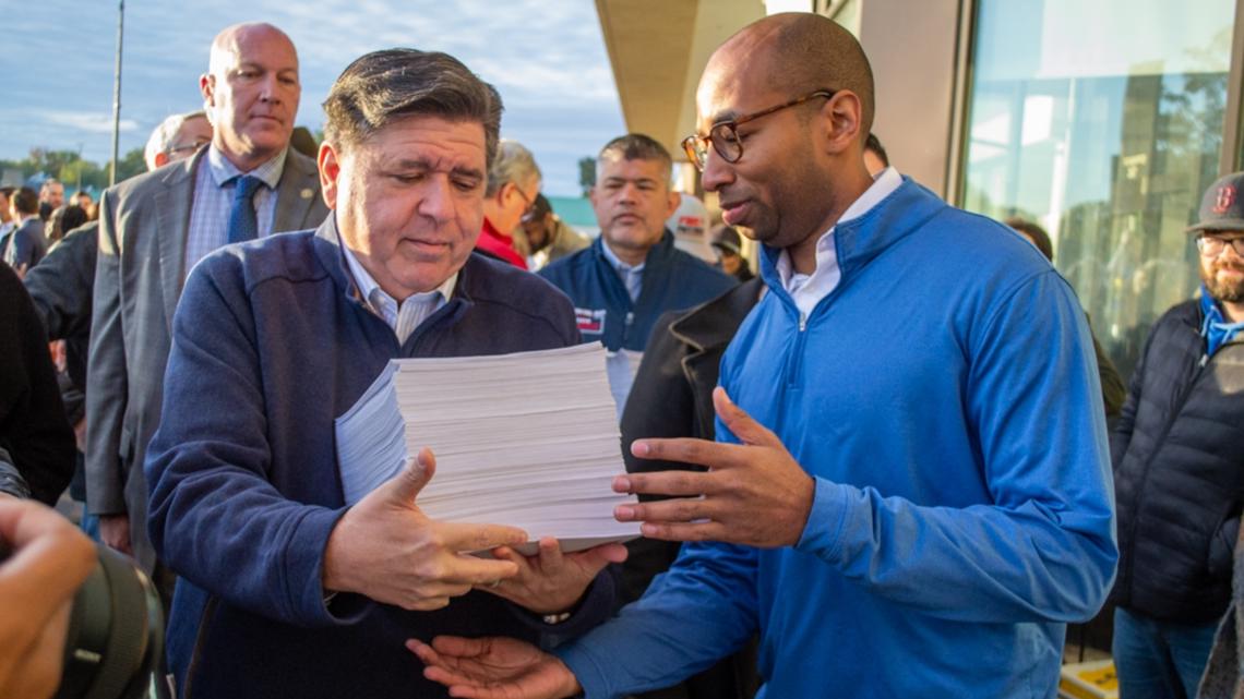 Crowded Dem primaries, GOP field for IL governor take shape as candidates file for office