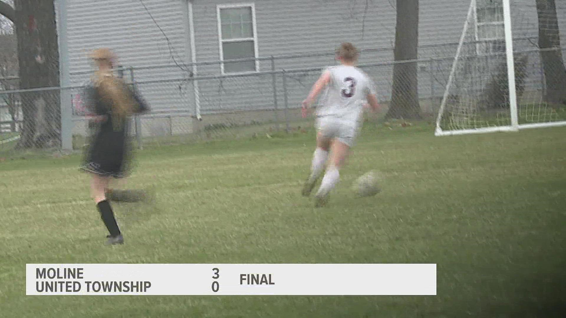 A hat trick from Caroline Hazen was more than enough for the Maroons who cruised to a 3-0 win over the Panthers.