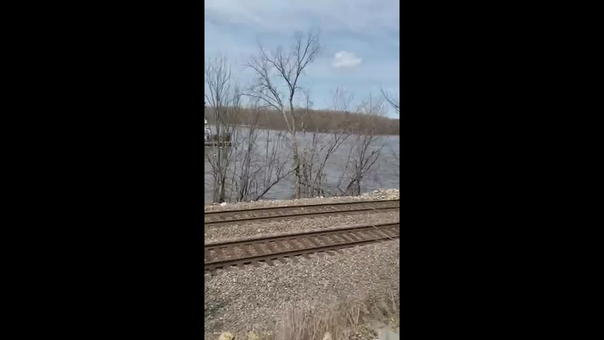 A viewer-submitted video depicting the Savanna-Sabula Bridge and a close barge.