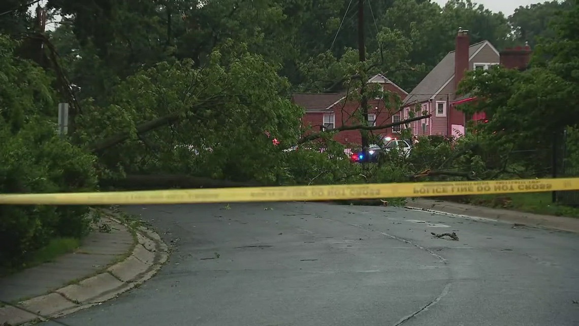 Severe weather sweeps across East Coast, kills 2yearold