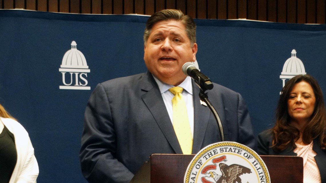 Pritzer signs Illinois spending plan for FY24 - Vimarsana News