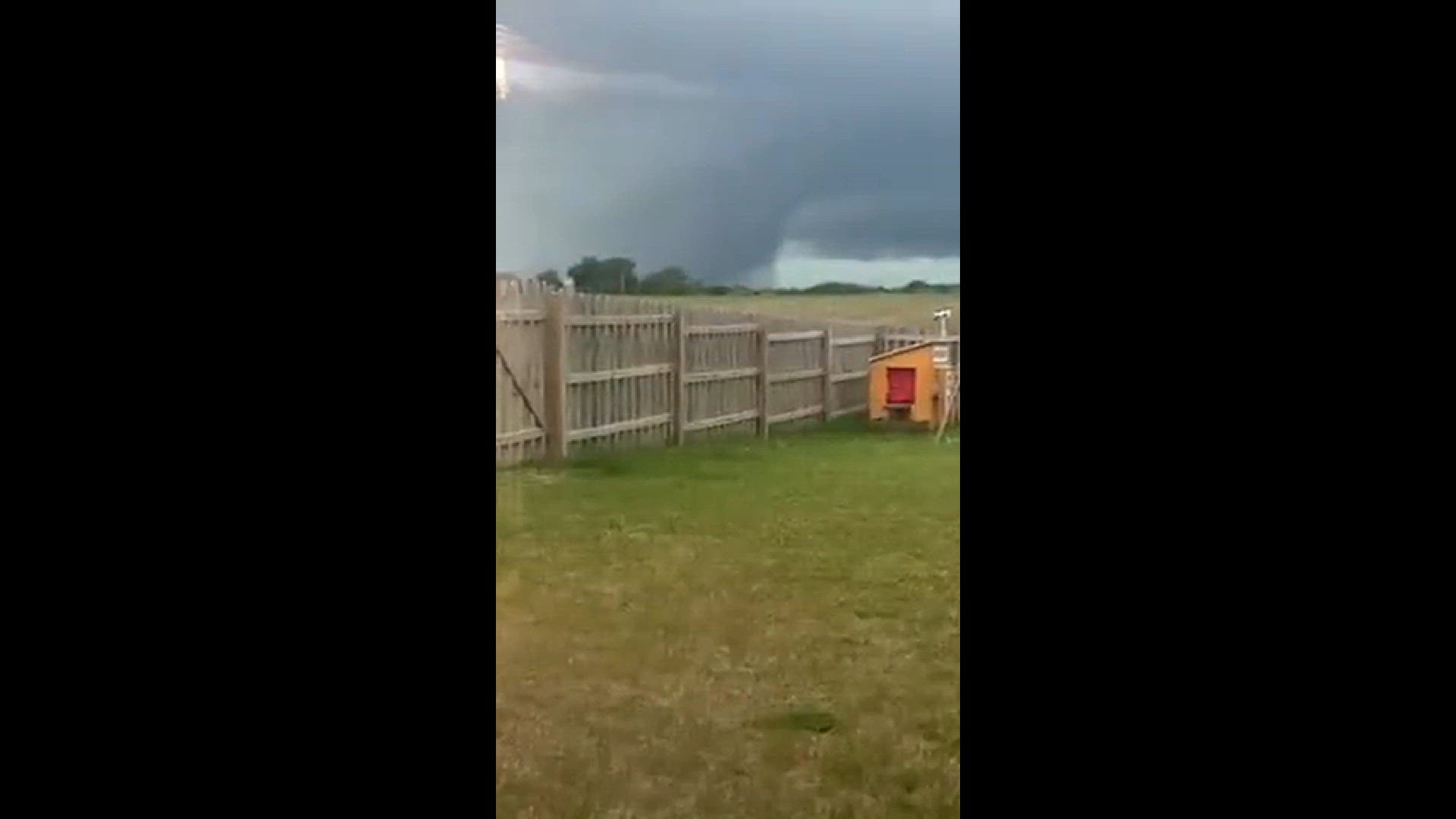 This video was recorded by a person in our community.
Credit: Joe Heath