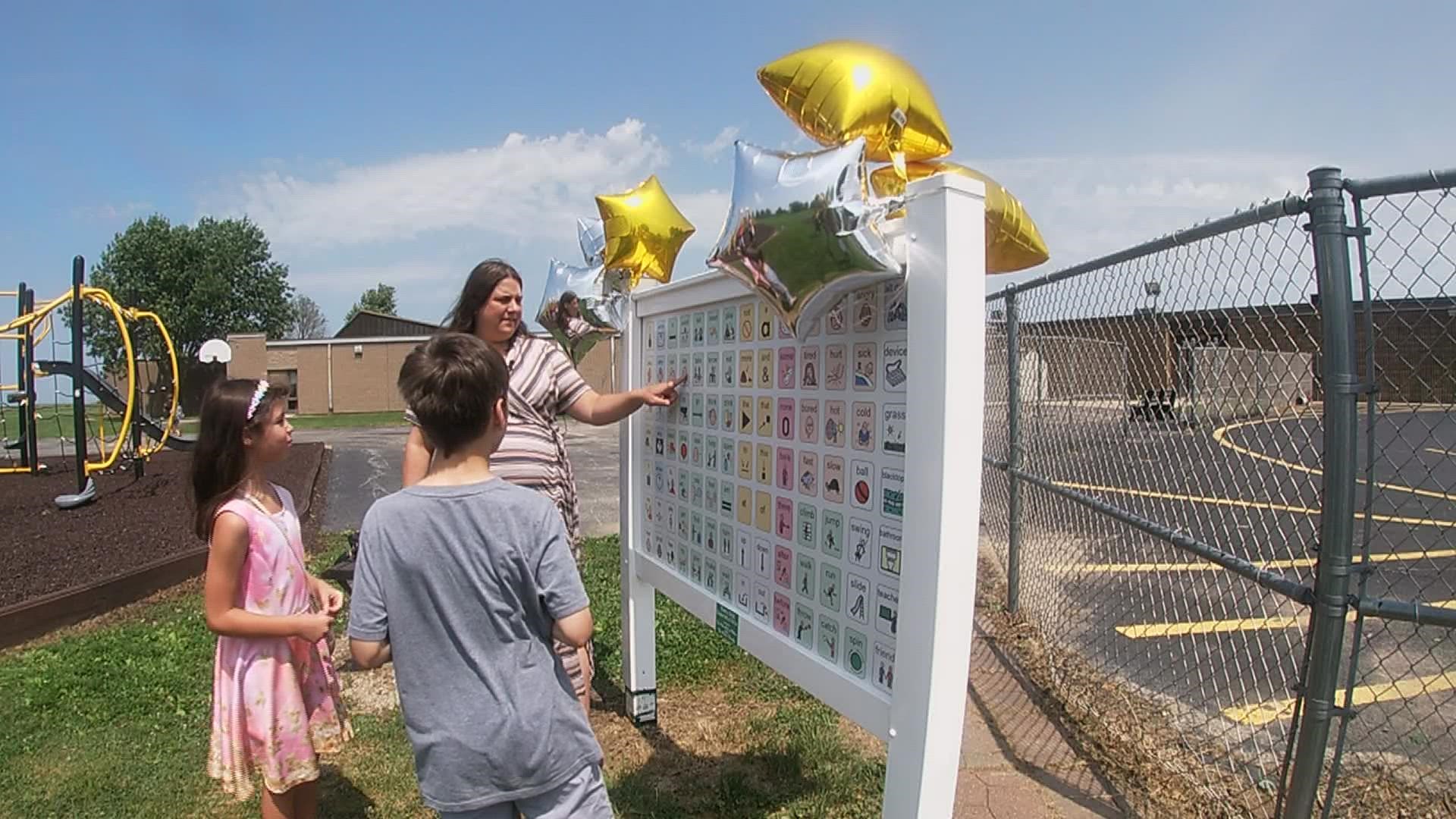 The core board was inspired by a program used in classrooms for children with speech disabilities.