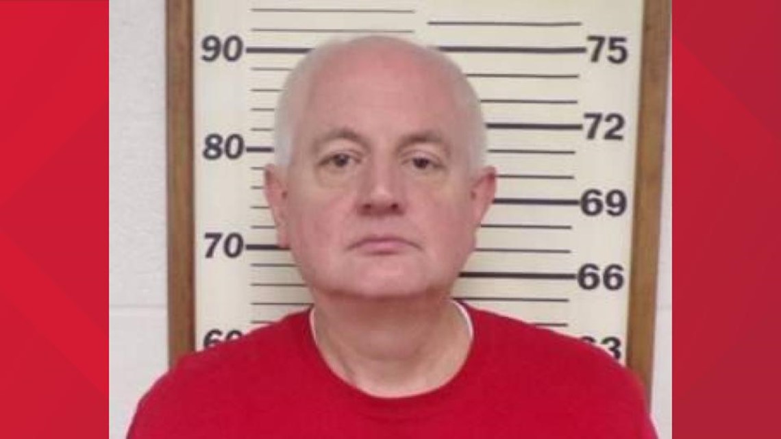 Aledo, IL police chief arrested on battery, misconduct charges - Vimarsana News