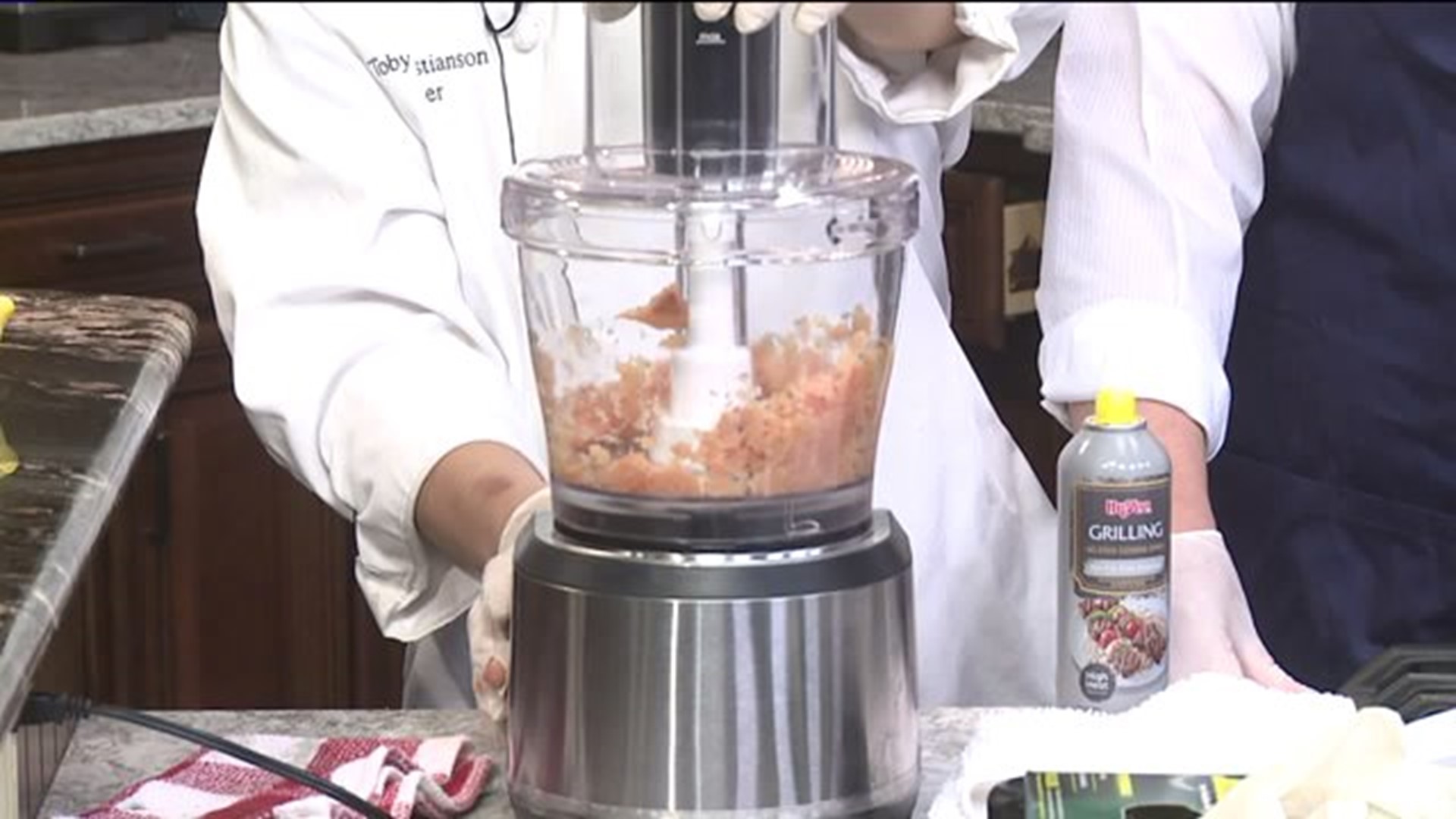 Genesis Healthy Heart Kitchen: Grilled Salmon Burgers