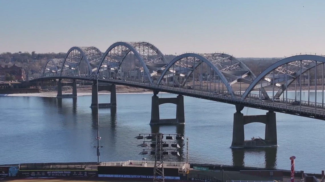 Iowa bill would increase penalties for fleeing from police across state lines