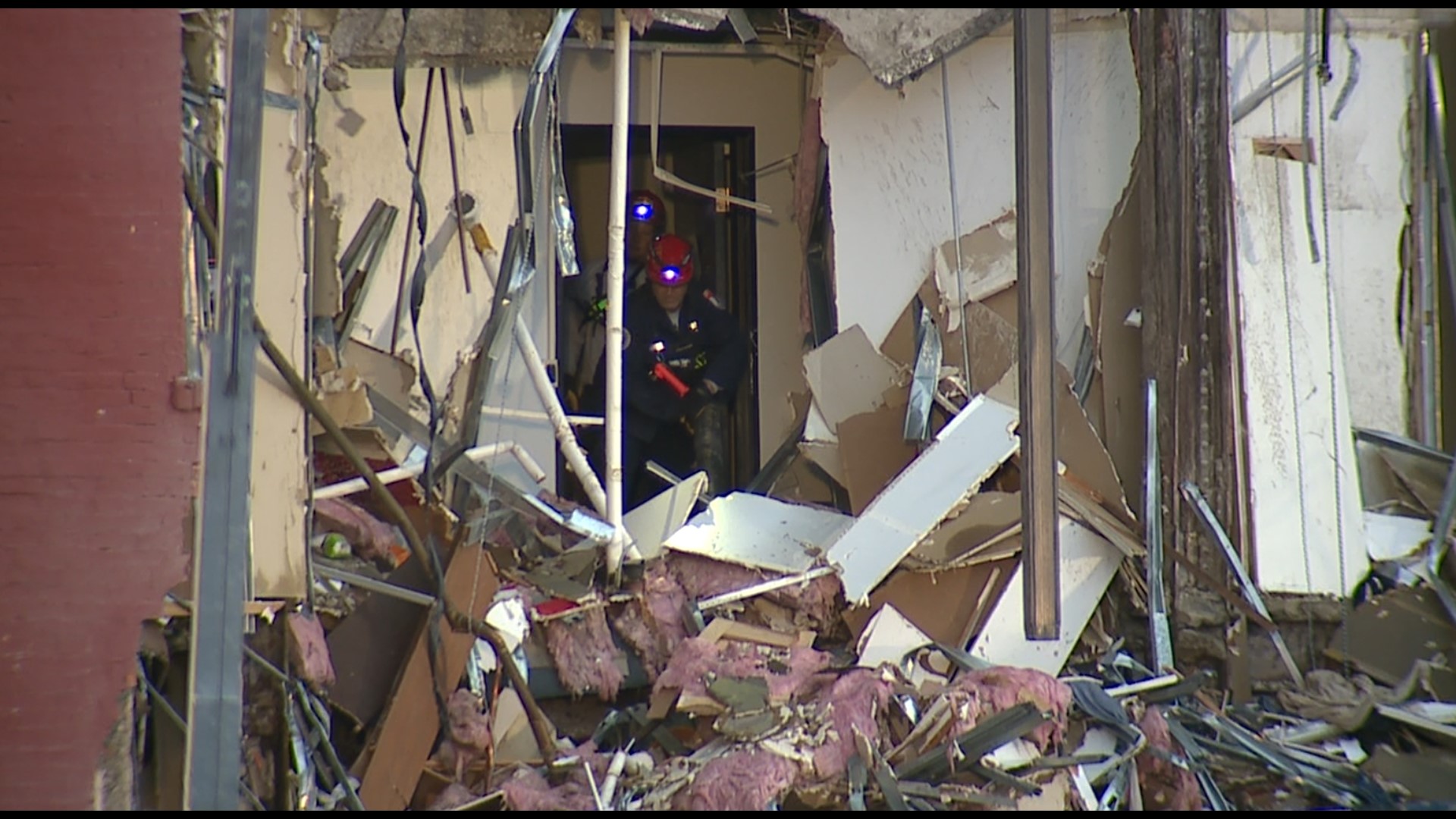 Demolition set for collapsed apartment building | wqad.com