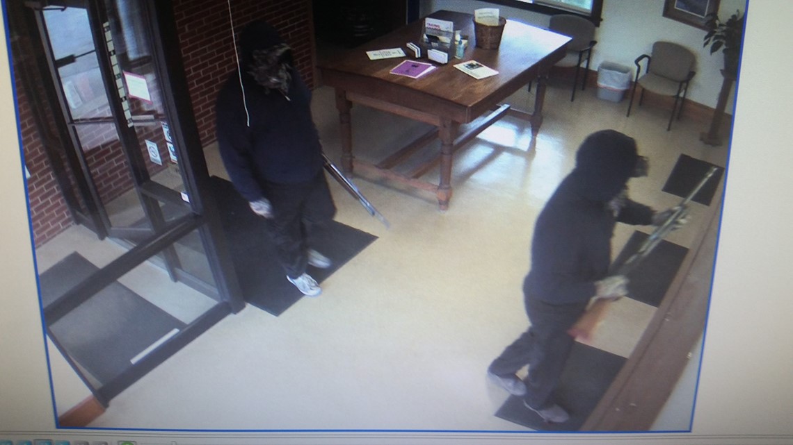 Four face possible life prison sentences in connection with Iowa bank