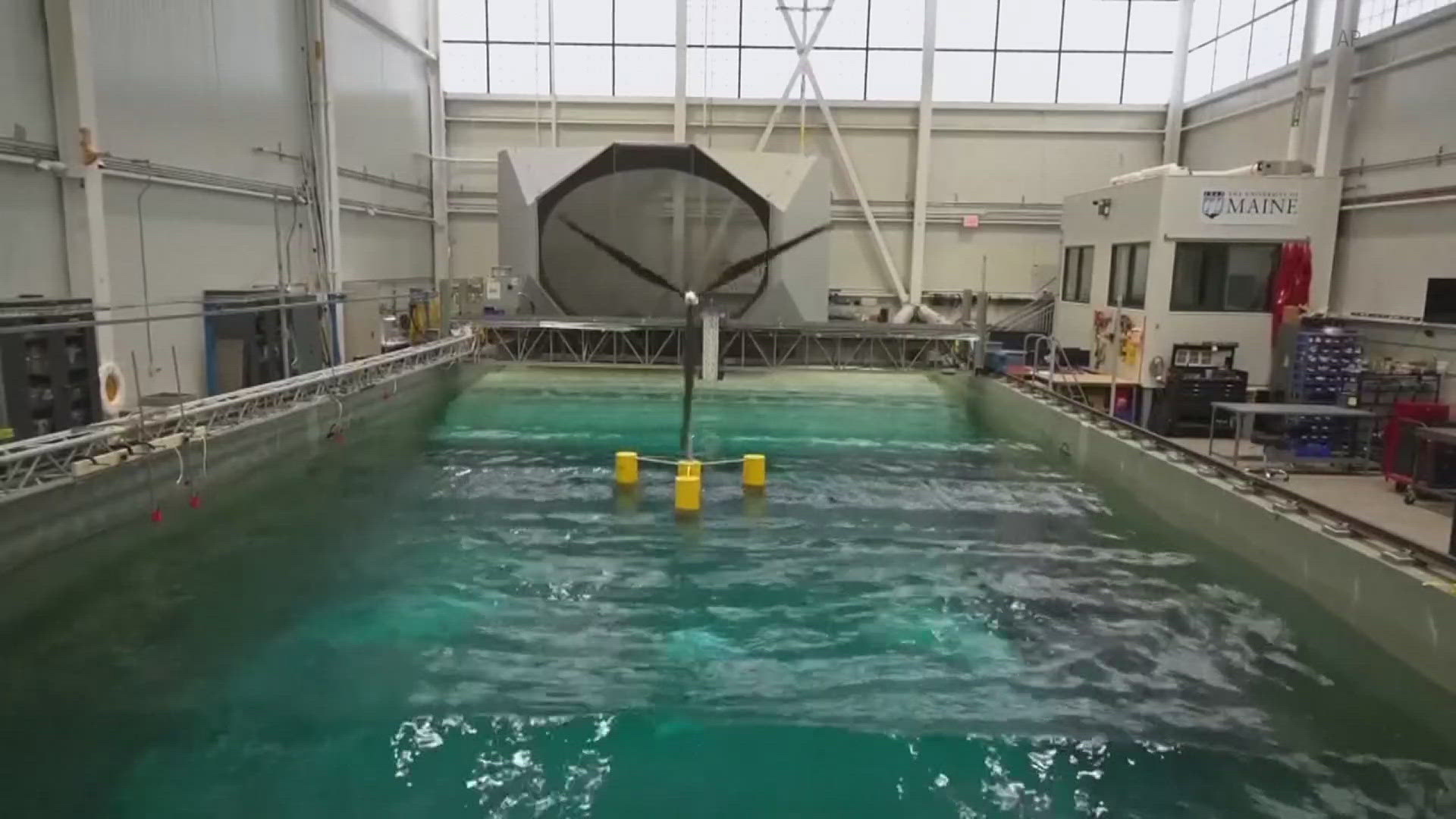 The prototype of these platforms would be made with simple materials. According to the US Department of the Interior, there are one million acres of ocean available.