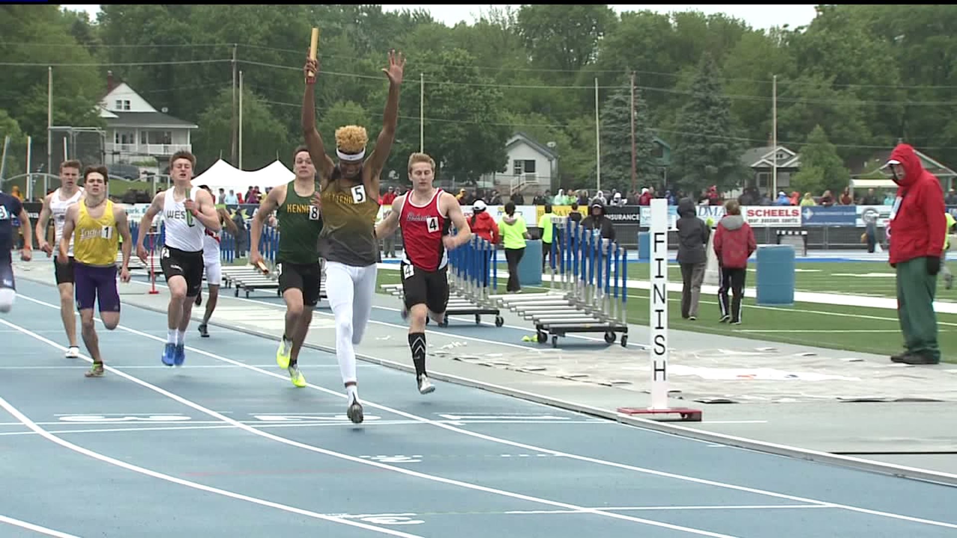Bettendorf races to SMR State title