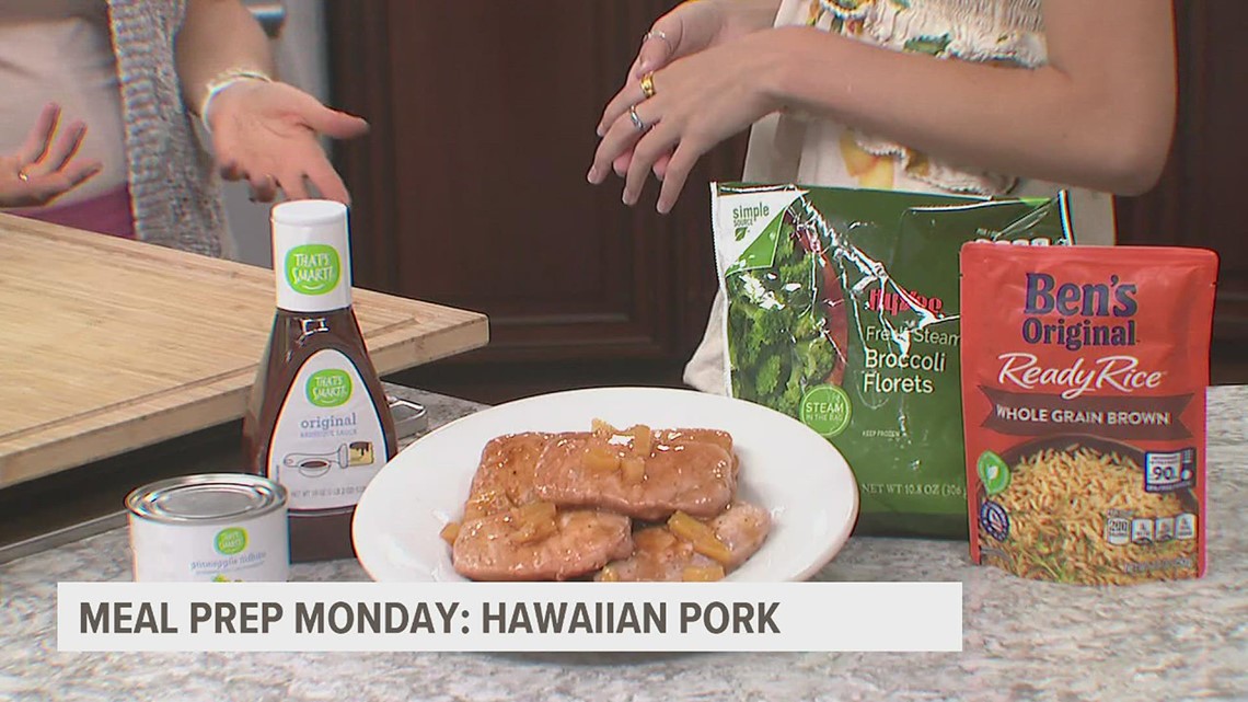 Enjoy the taste of Hawaii with these pineapple-topped pork chop
