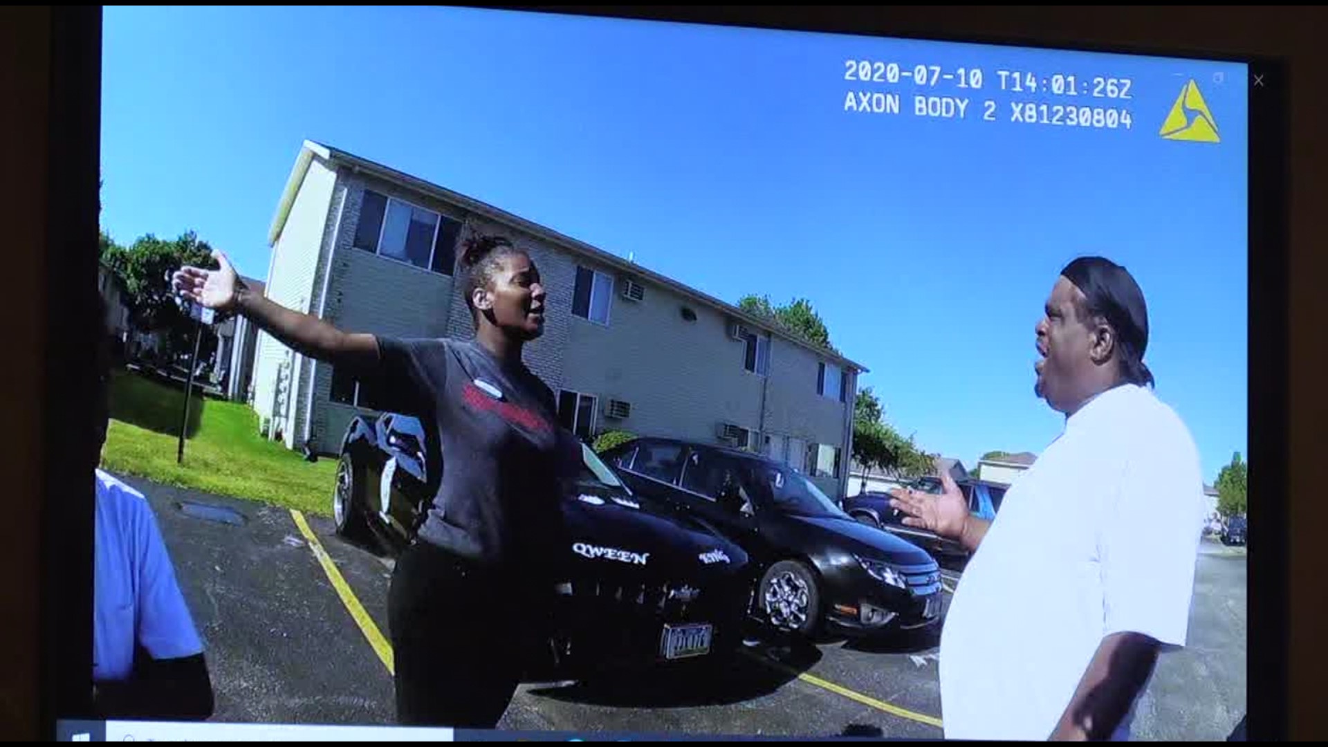 An argument ensues between Henry Dinkins and Breasia's mother Aishia Lankford as Davenport PD arrives to investigate the case of the missing girl.