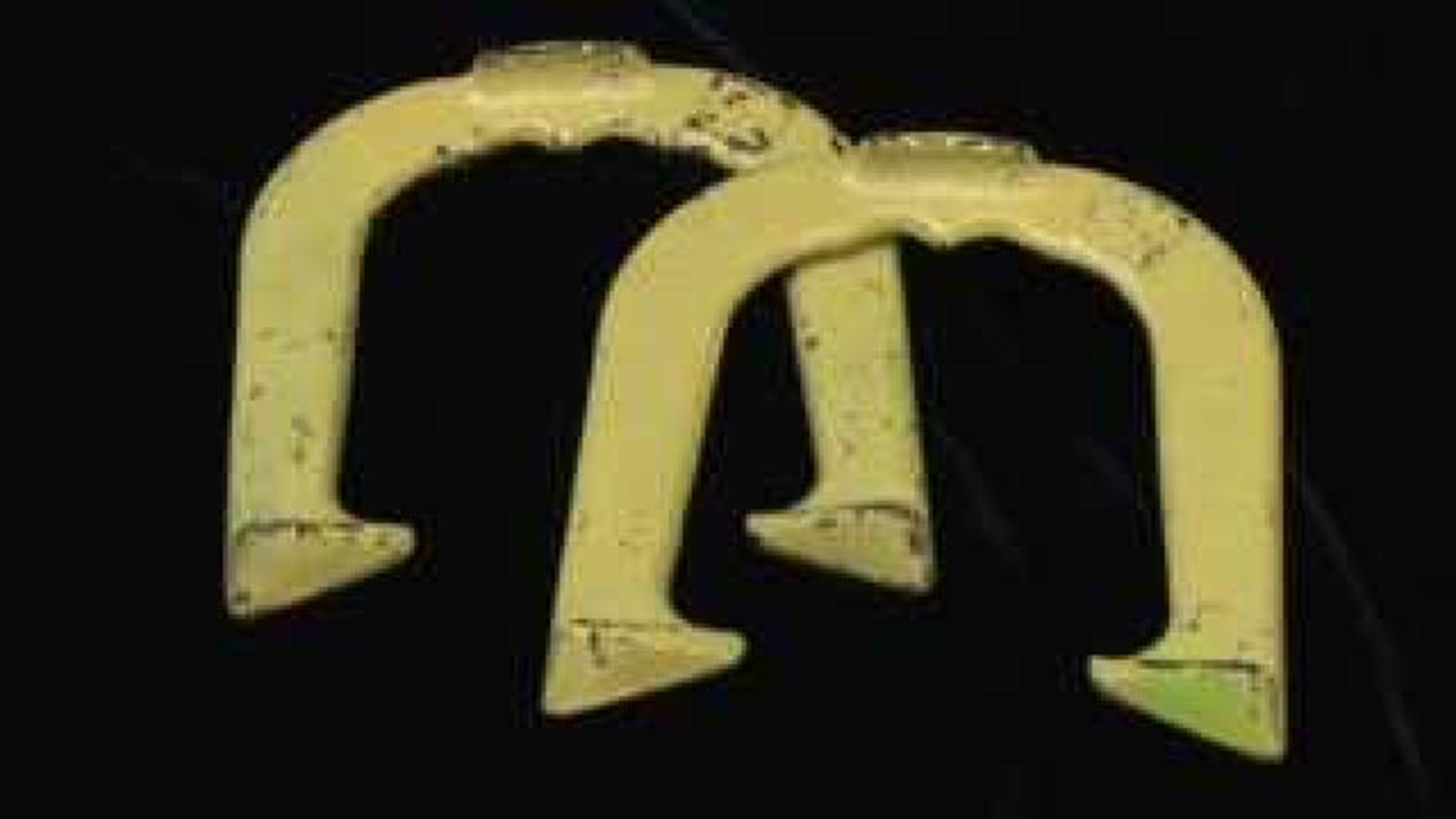 Search for clues of mystery John Deere horseshoes