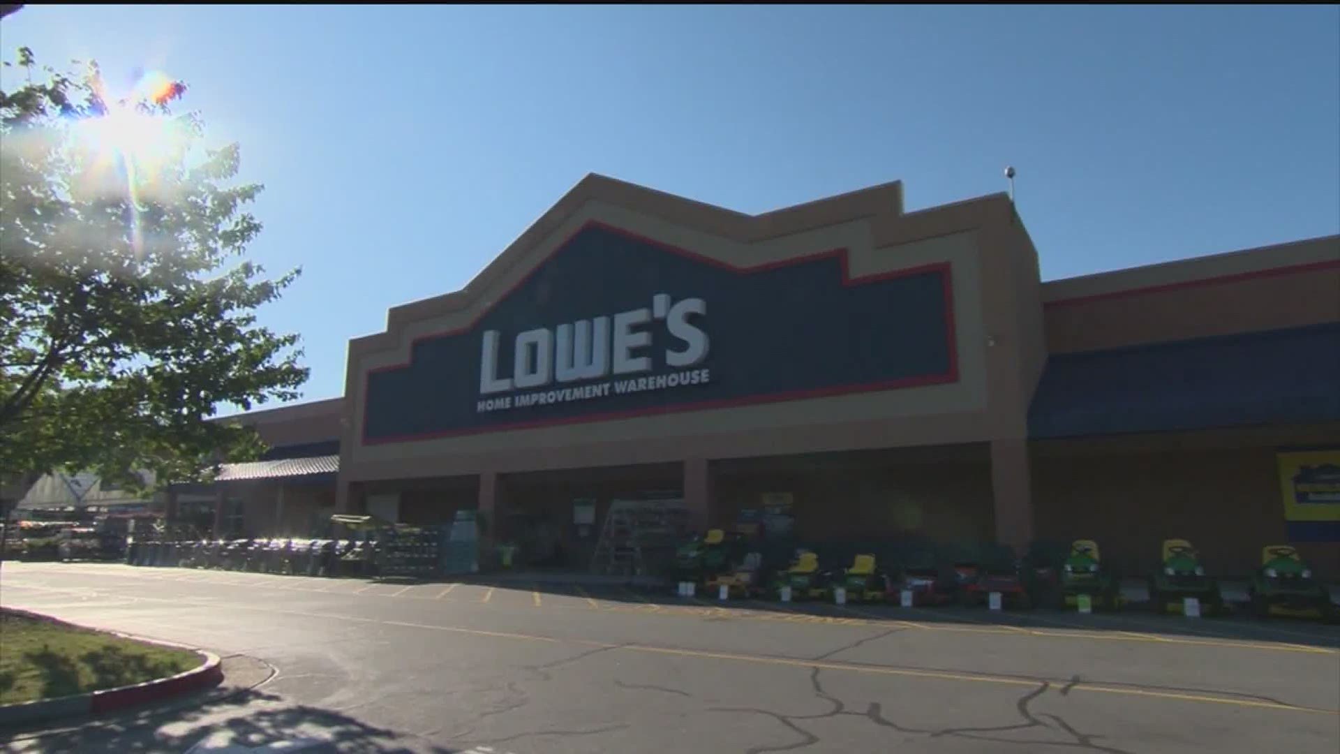 Lowe's hiring for 350 positions in QC area | wqad.com