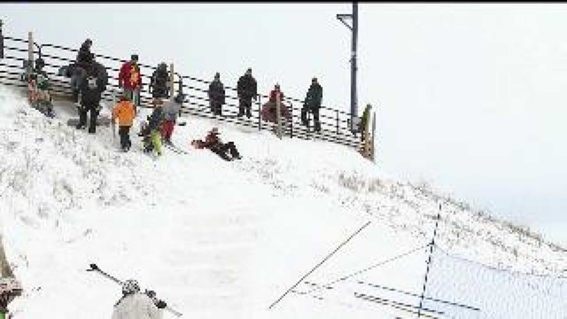 Ski Snowstar open for business