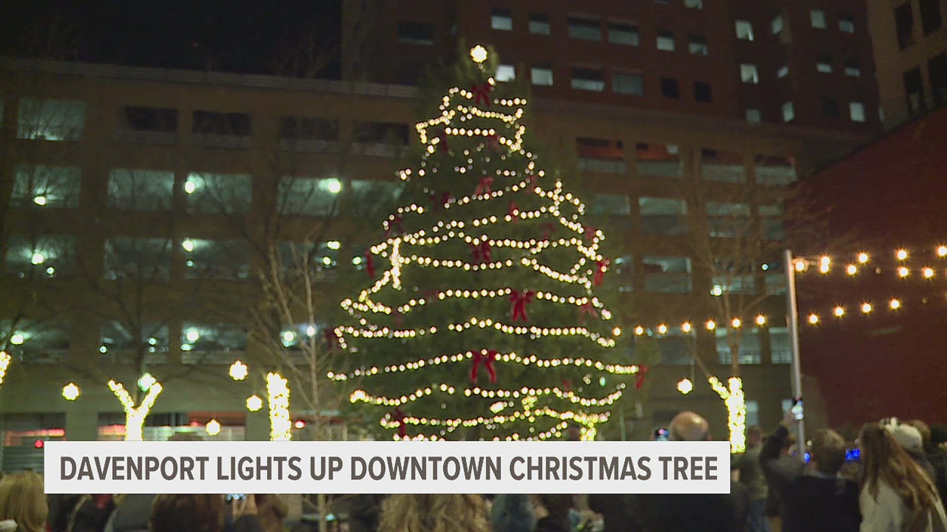 Davenport lights up KSquare Christmas Tree