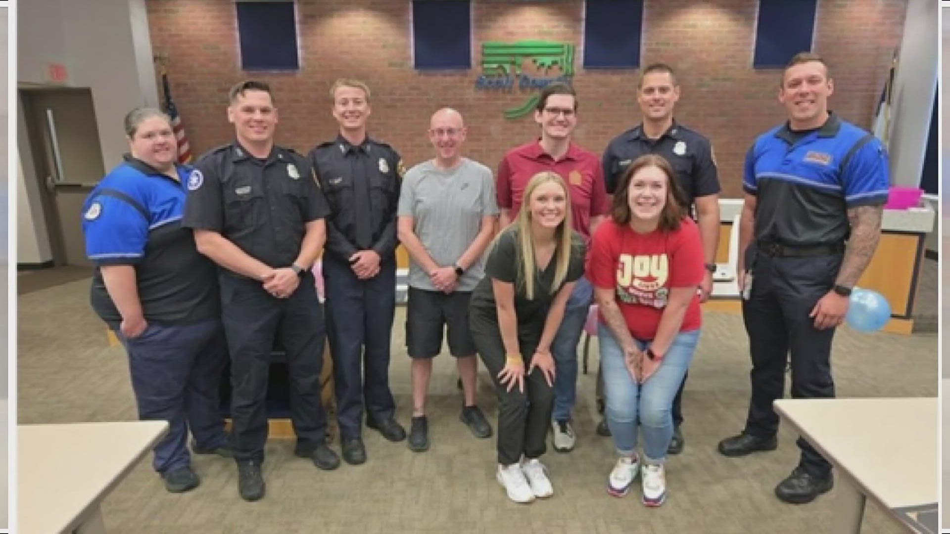 Why female delegates are wearing white at the DNC