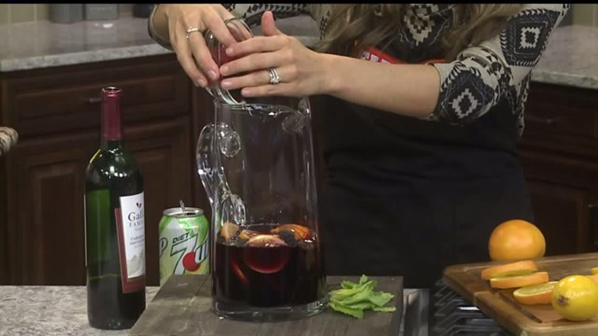 How to make a quick, traditional sangria