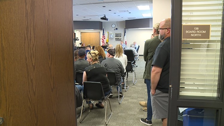 Bettendorf School Board responds to middle school safety concerns