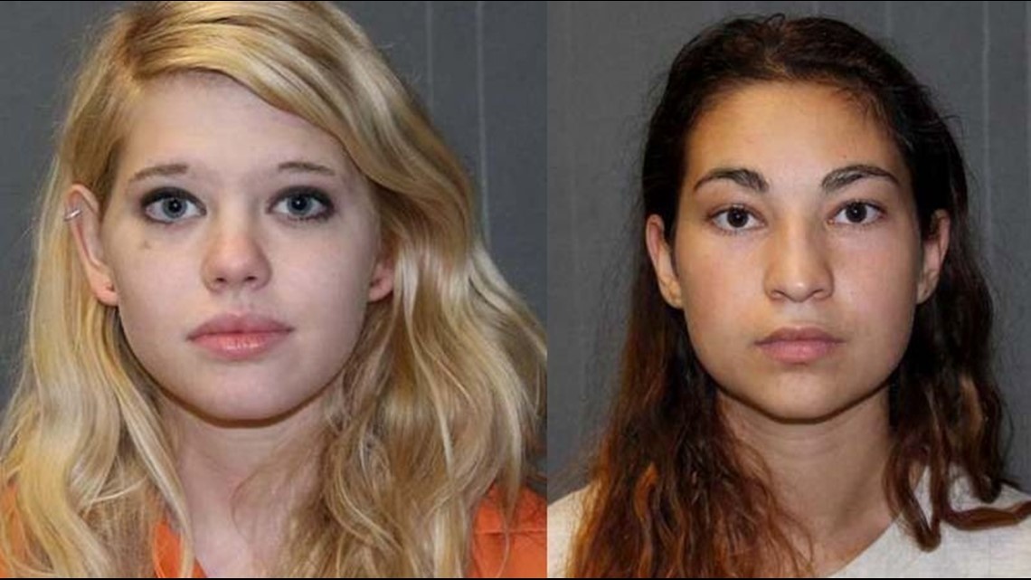 Iowa women who faked armed bank robbery get prison time suspended