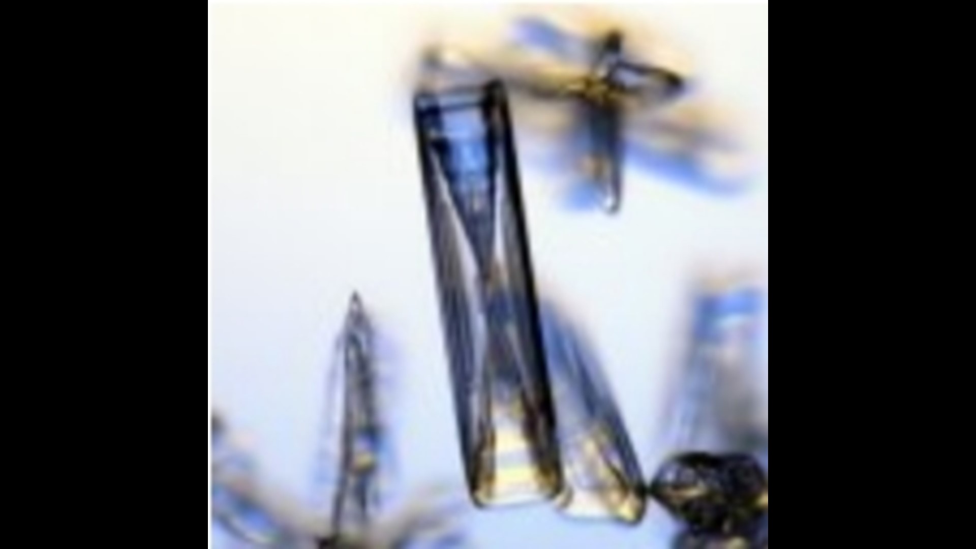 What are the most common shapes snowflakes can form? | wqad.com