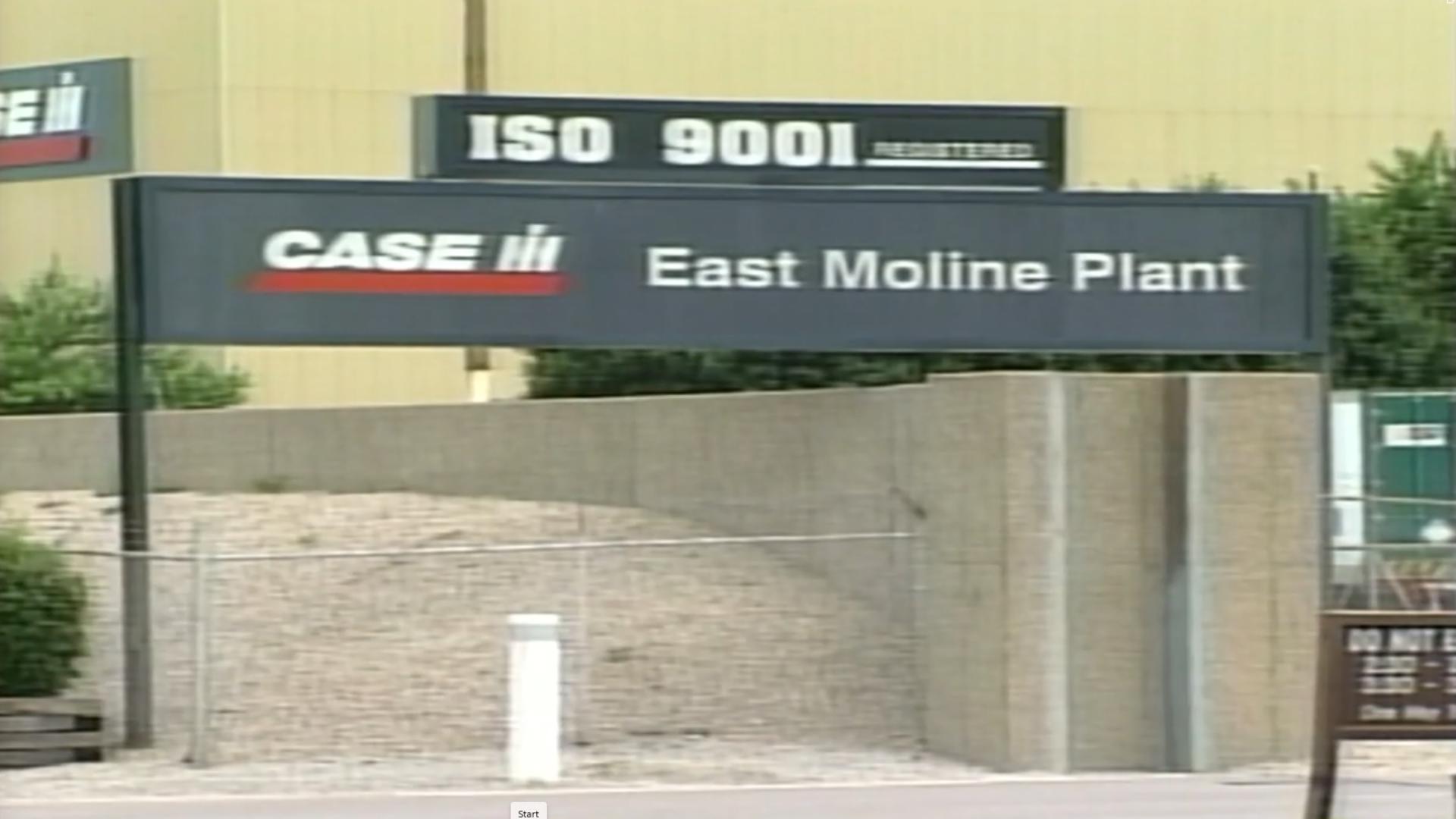 Relive the day Case IH announced its East Moline plant would soon close. This is News 8's original 2000 coverage, 25 years later.