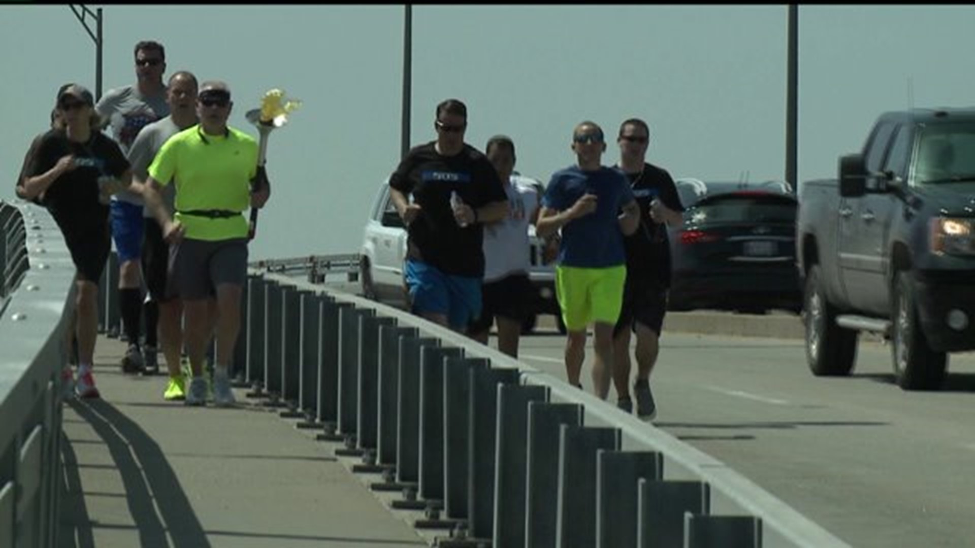 Annual run supports Special Olympics and honors Davenport officer