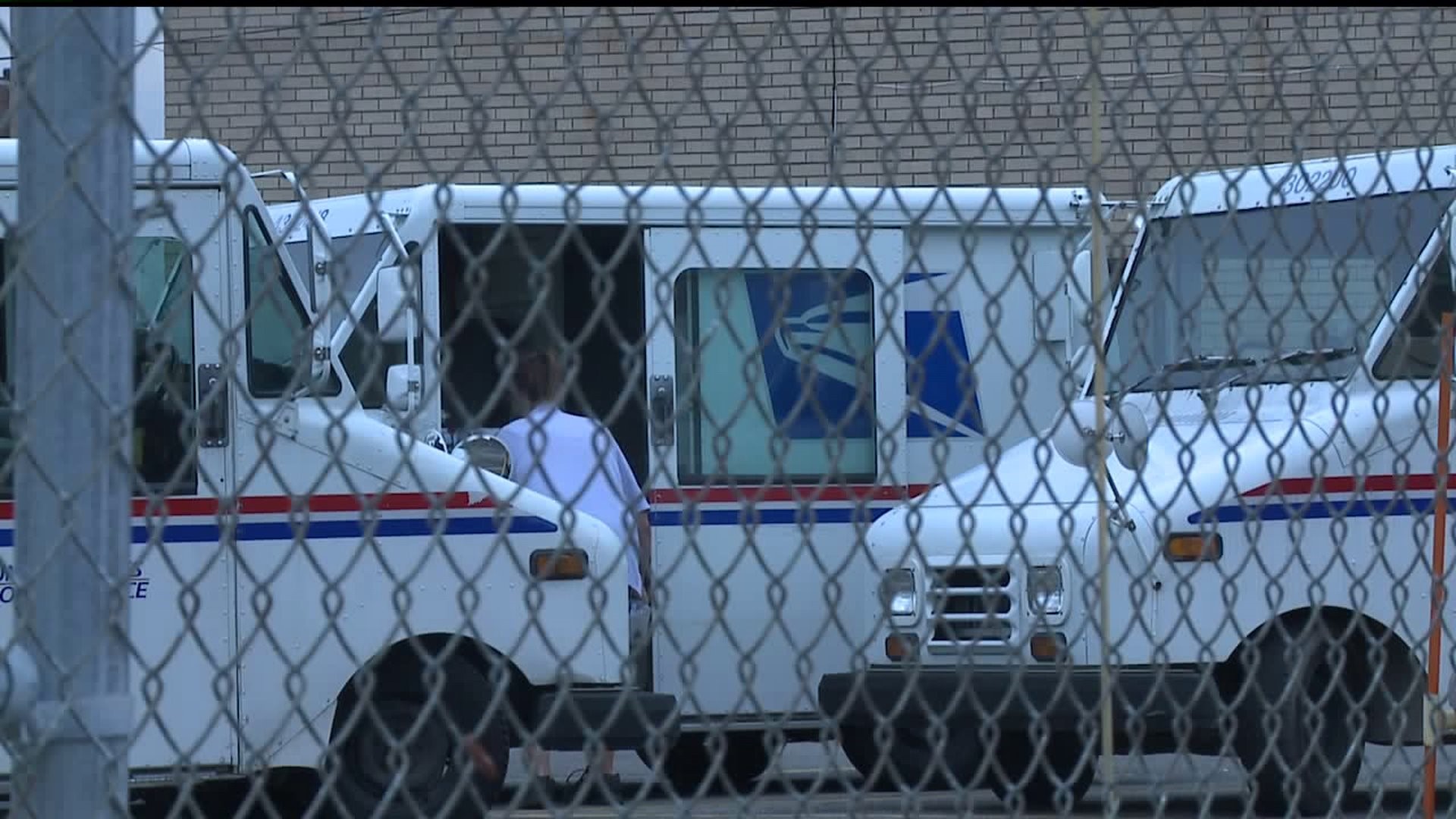 Moline Post Office to open