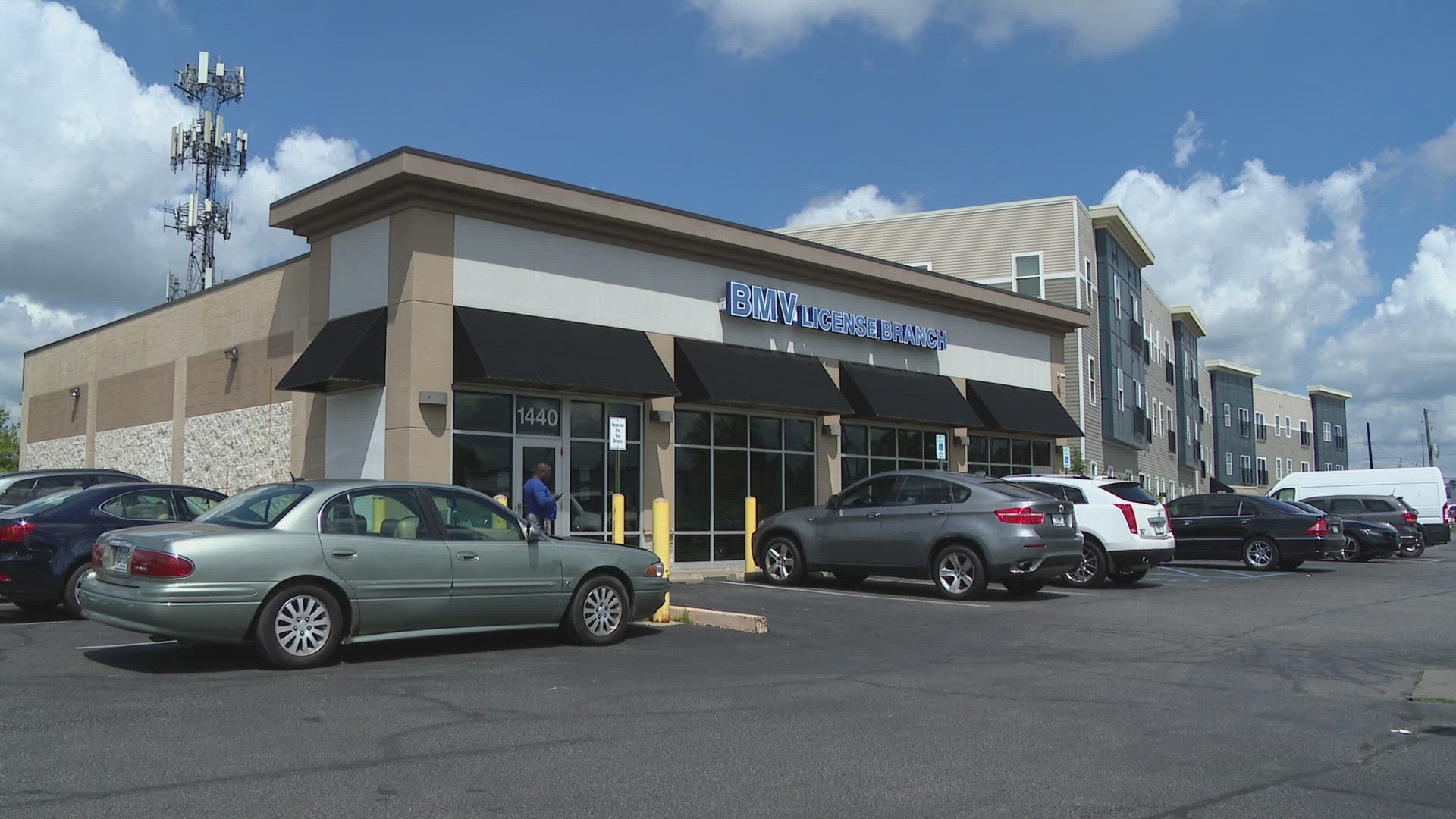 13News reporter Emily Longnecker talks to Hoosiers who frequent the BMV at Madison Avenue and Morris Street.