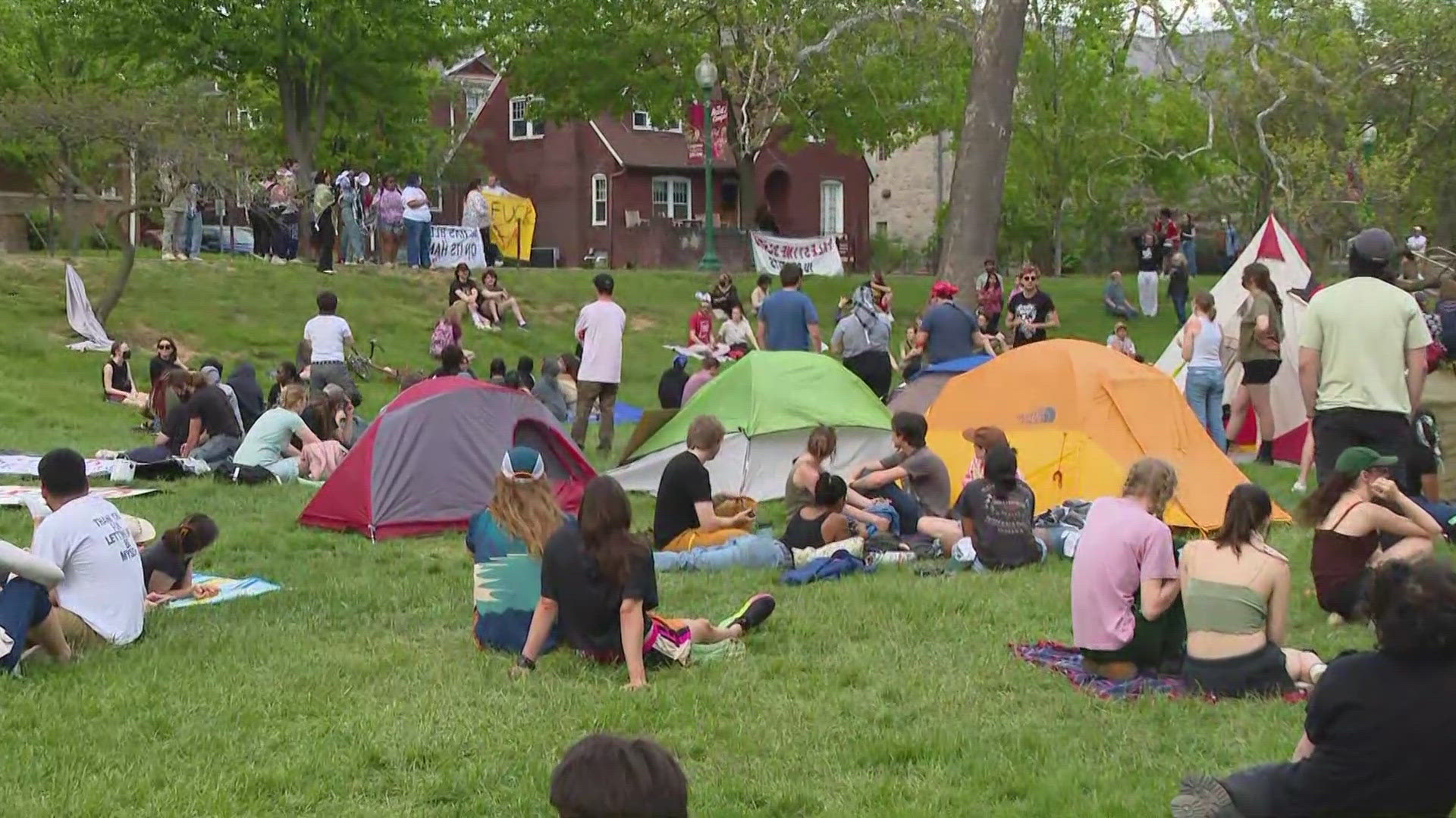 13News reporter Logan Gay reports from Indiana University Bloomington where protests have now entered their third day.