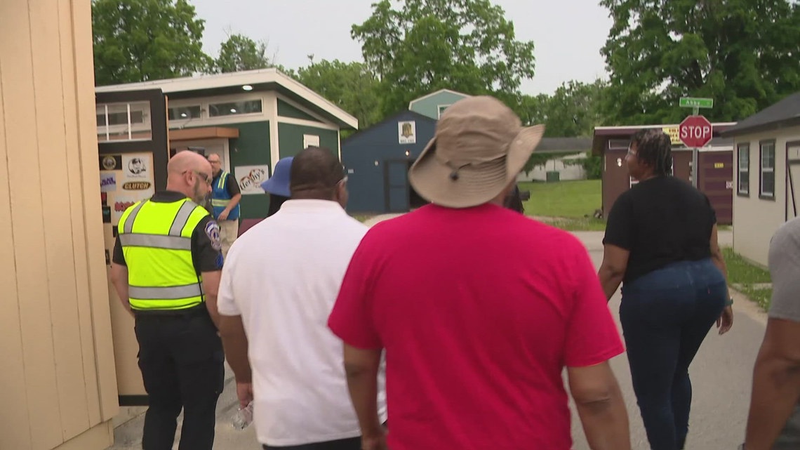 Community members train alongside IMPD