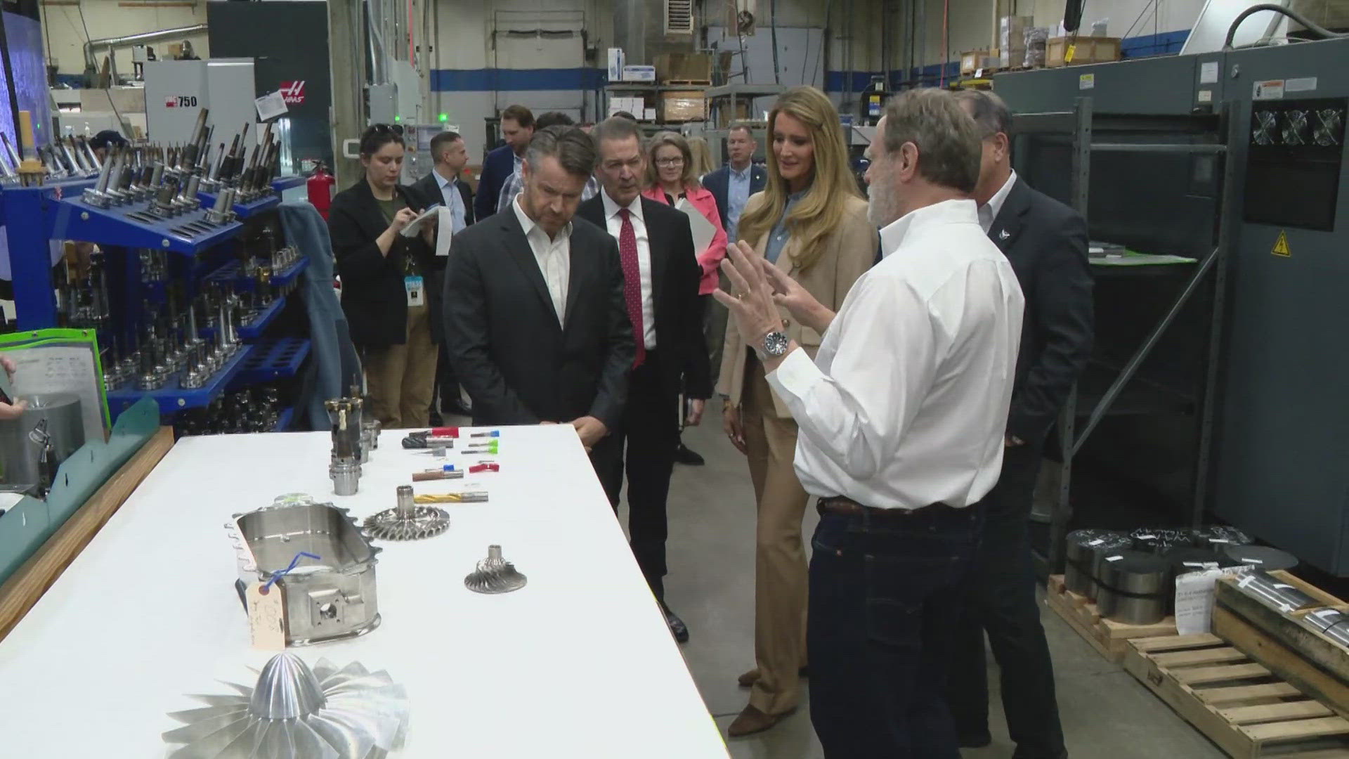 The SBA is setting up a "red tape hotline" for businesses.